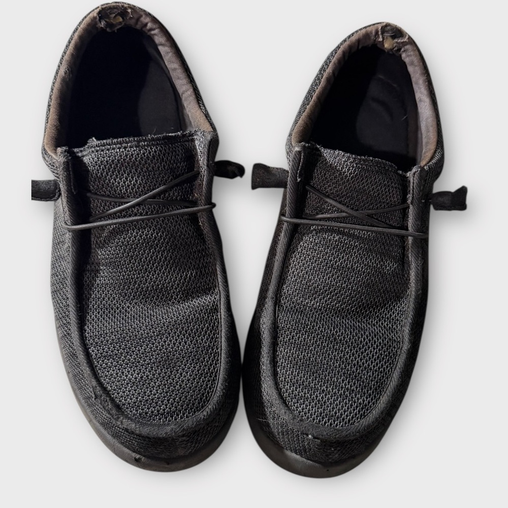 Volcom Men’s Chill Skate Inspired Work Shoes